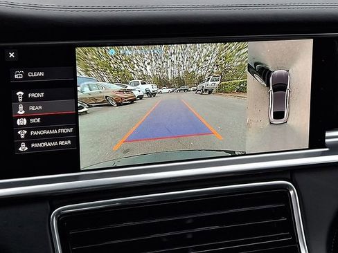 Used 2019 Porsche Panamera 4 image 25