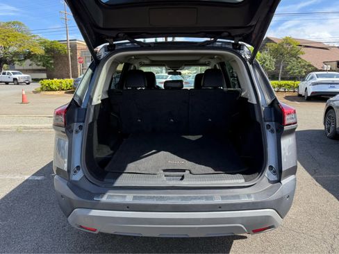 Used 2023 Nissan Rogue SV w/ SV Premium Package image 11