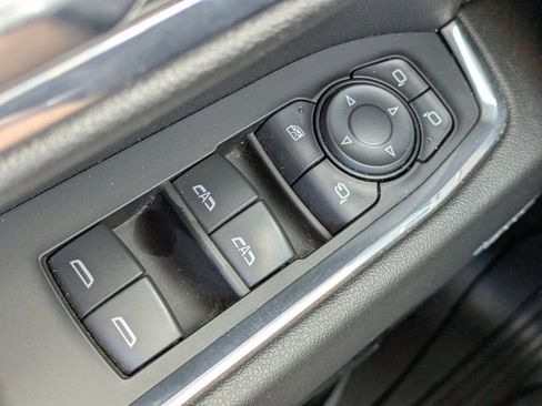 Used 2024 Chevrolet Silverado 1500 LTZ w/ LTZ Convenience Package II image 24