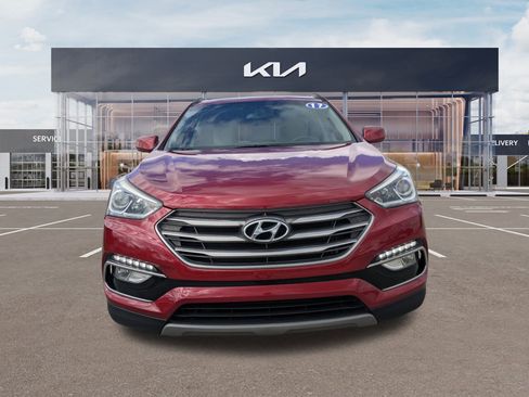 Used 2017 Hyundai Santa Fe Sport image 7