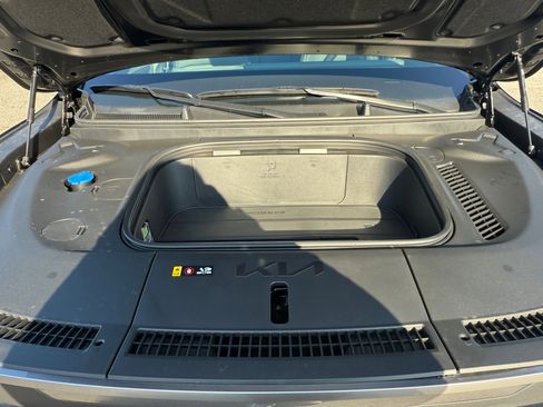 New 2026 Kia EV9 Wind image 20