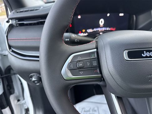 New 2026 Jeep Compass Trailhawk w/ Sun, Sound & Navigation Group image 15