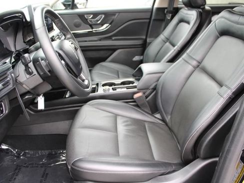 Used 2023 Lincoln Corsair Reserve FWD image 34