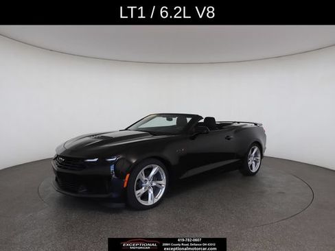 Used 2023 Chevrolet Camaro LT RWD image 3