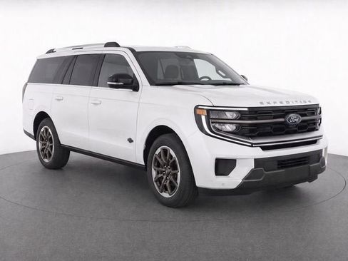 Used 2025 Ford Expedition King Ranch AWD/4WD image 1