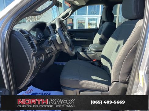 Used 2024 RAM 3500 Tradesman w/ Chrome Appearance Group image 3