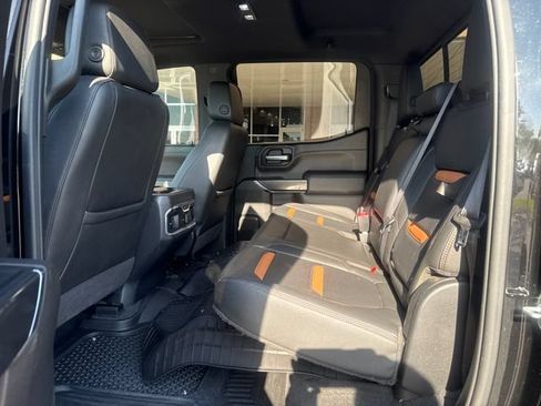 Used 2021 GMC Sierra 1500 AT4 w/ AT4 Value Package AWD/4WD image 19