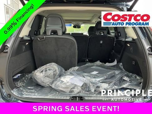 New 2026 Volvo XC90 T8 Ultra w/ Protection Package Premier AWD/4WD image 13