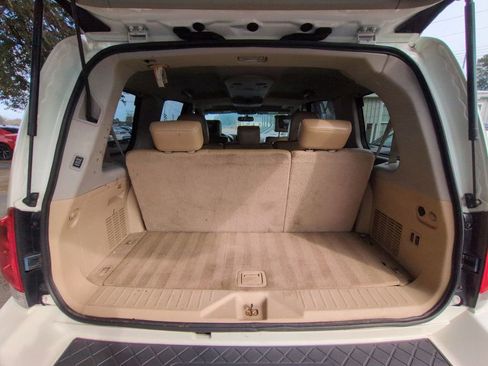 Used 2015 Nissan Armada Platinum image 25