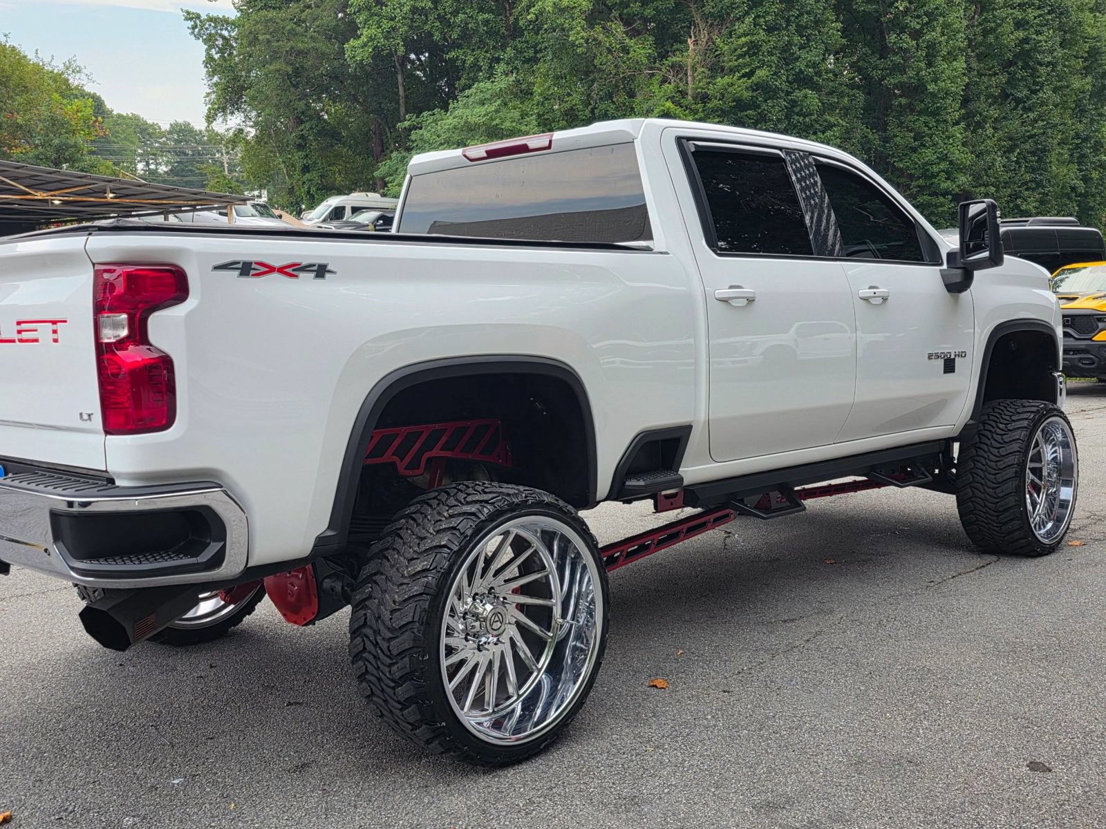 Used 2024 Chevrolet Silverado 2500 LT AWD/4WD image 35