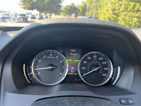 Used 2018 Acura MDX w/ Advance Package FWD image 18