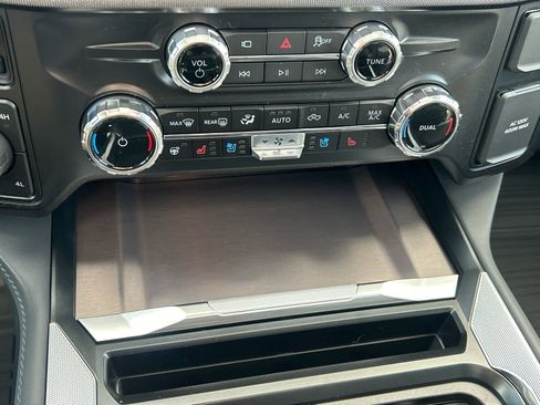 New 2026 Ford F350 Platinum w/ Tremor Off-Road Package image 67