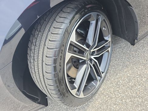 New 2026 Audi A8 L 3.0T AWD/4WD image 31