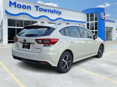 Used 2023 Subaru Impreza Premium image 6