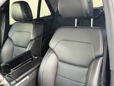 Used 2013 Mercedes-Benz ML 350 BlueTEC 4MATIC image 18