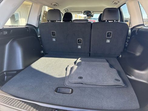 Used 2023 Jeep Grand Cherokee Limited image 27