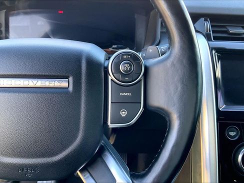 Used 2018 Land Rover Discovery HSE Luxury AWD/4WD image 23