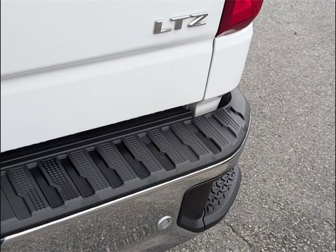 Used 2024 Chevrolet Silverado 1500 LTZ image 18