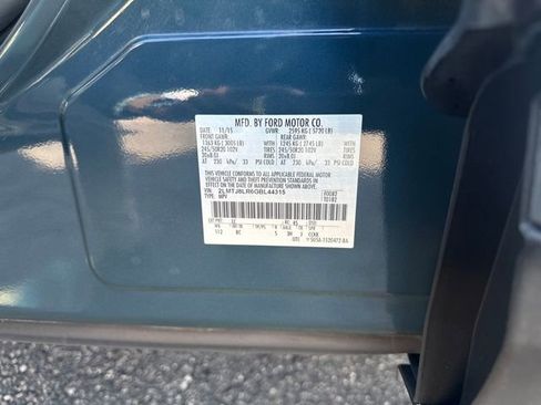 Used 2016 Lincoln MKX Reserve w/ Technology Package AWD/4WD image 38