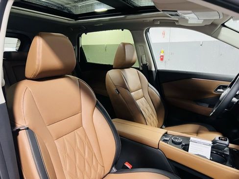 New 2026 Nissan Rogue Platinum image 34