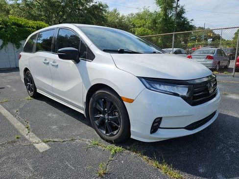 Used 2024 Honda Odyssey Sport image 5