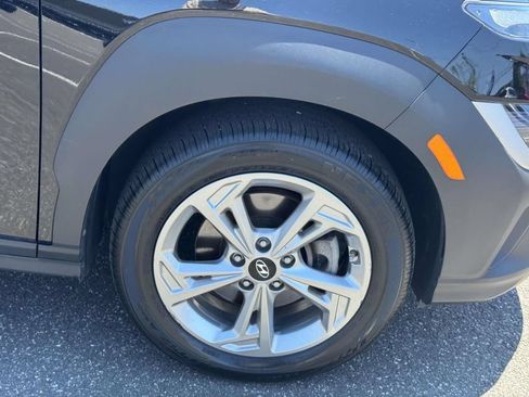 Used 2023 Hyundai Kona SEL AWD/4WD image 7