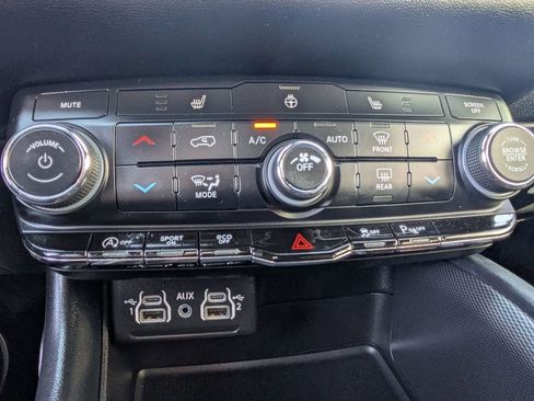 Used 2023 Dodge Durango GT w/ Blacktop Package image 23