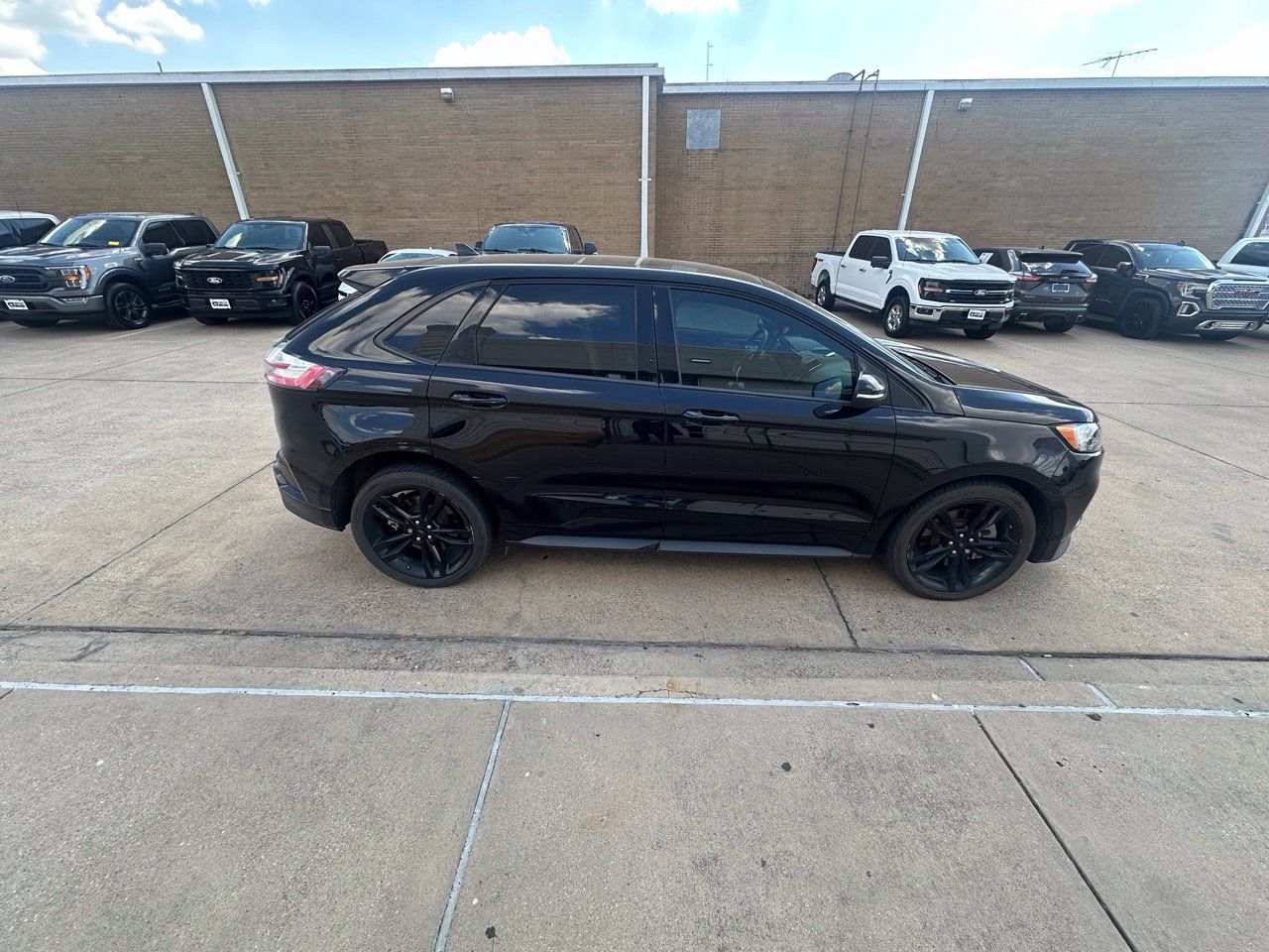 Used 2022 Ford Edge ST w/ Equipment Group 401A AWD/4WD image 1