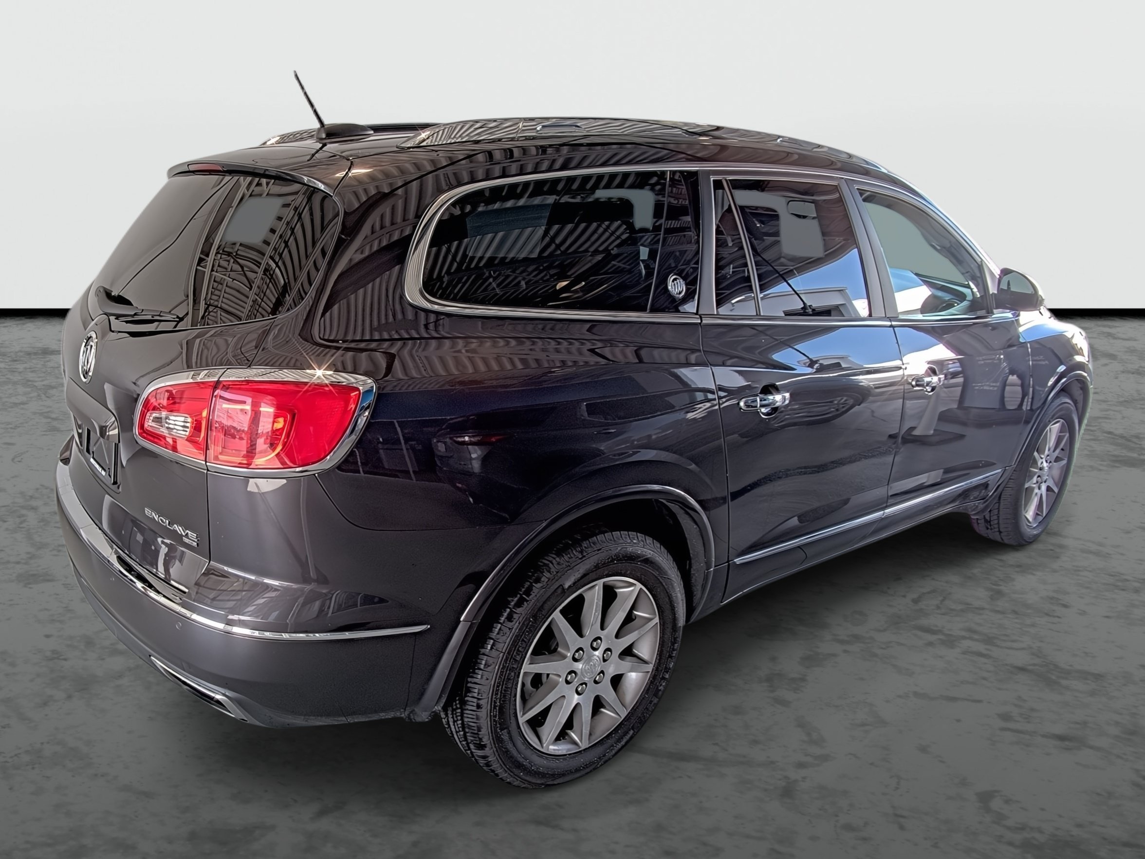 Used 2016 Buick Enclave Leather AWD/4WD image 4