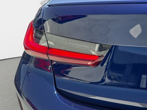 Used 2026 BMW 330i Sedan w/ M Sport Package RWD image 28