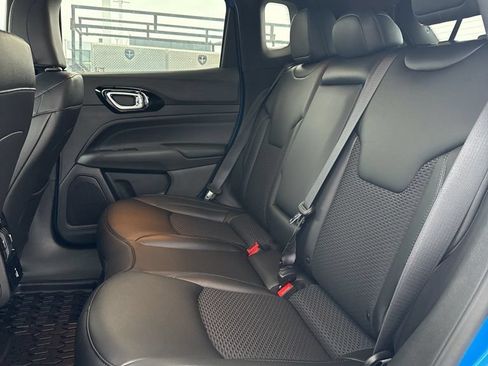 New 2026 Jeep Compass Latitude AWD/4WD image 22