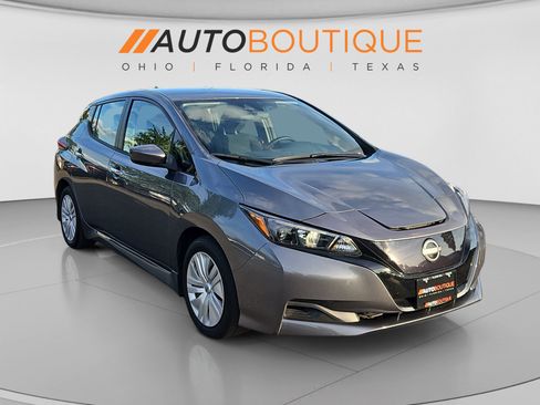 Used 2025 Nissan Leaf S FWD image 7