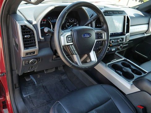 Used 2022 Ford F250 Lariat w/ Black Appearance Package AWD/4WD image 12