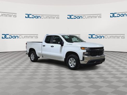 Used 2021 Chevrolet Silverado 1500 W/T w/ WT Value Package image 3