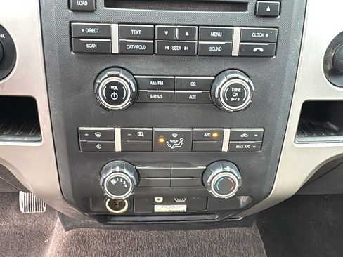 Used 2012 Ford F150 XLT w/ XLT Chrome Pkg image 18