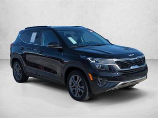Used 2022 Kia Seltos S FWD video 3