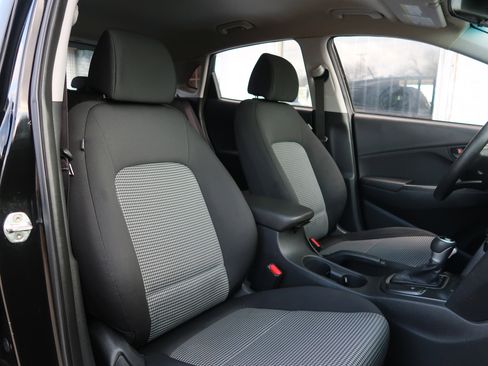 Used 2019 Hyundai Kona SE image 13