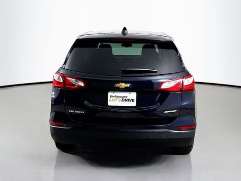 Used 2020 Chevrolet Equinox LS w/ LS Convenience Package image 8