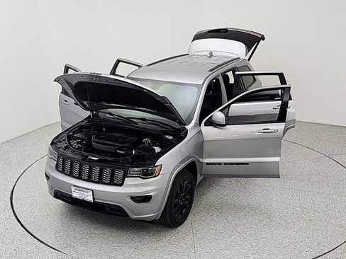 Used 2021 Jeep Grand Cherokee Laredo X AWD/4WD image 38