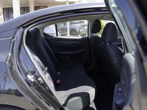 Used 2024 Nissan Sentra S FWD image 18