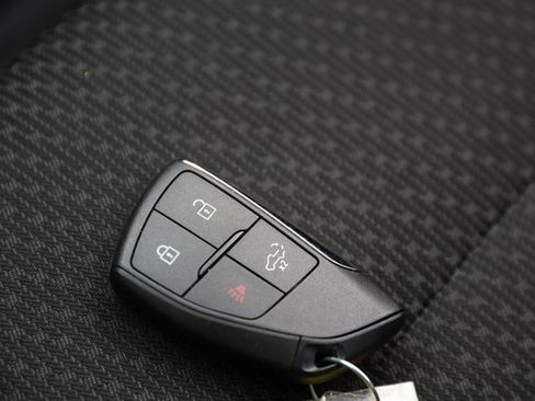 Used 2025 Chevrolet Silverado 2500 W/T w/ WT Convenience Package image 27