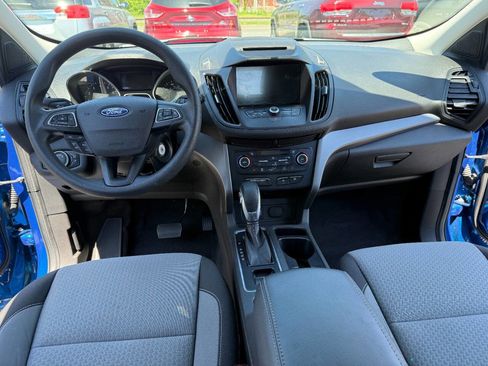 Used 2018 Ford Escape SE w/ SE Sync 3 Package AWD/4WD image 12