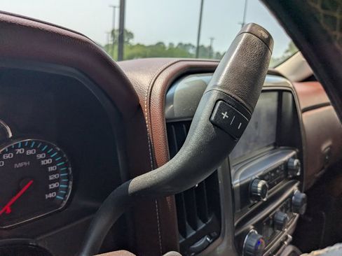 Used 2016 Chevrolet Silverado 1500 High Country w/ High Country Premium Package image 17