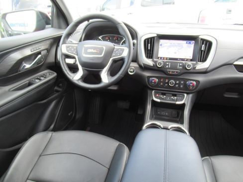 Used 2024 GMC Terrain SLT w/ Infotainment Package II AWD/4WD image 13