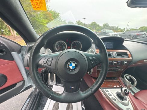 Used 2006 BMW M6 Coupe RWD image 18
