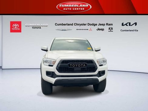 Used 2023 Toyota Tacoma 4x4 Double Cab w/ Trail Edition image 3