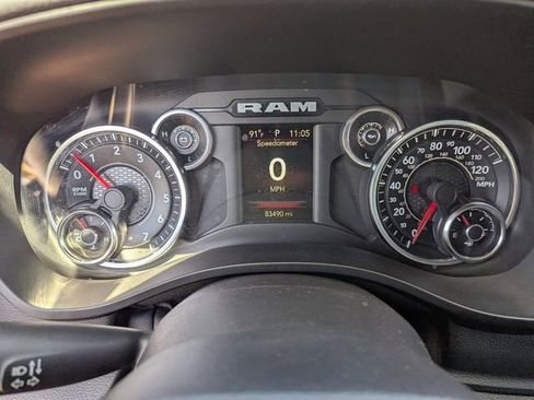 Used 2021 RAM 1500 Big Horn RWD image 31