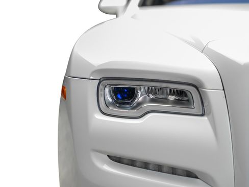 Used 2017 Rolls-Royce Wraith RWD image 9