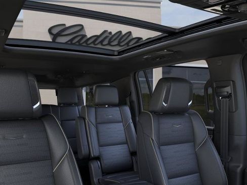 New 2026 Cadillac Escalade ESV Luxury w/ LPO, Radiant Package AWD/4WD image 48