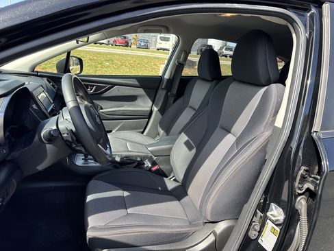 Used 2023 Subaru Crosstrek 2.0i Premium image 16